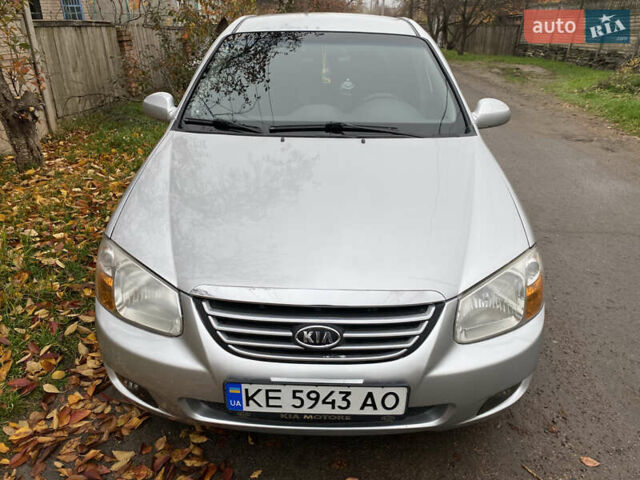 Серый Киа Черато, объемом двигателя 1.6 л и пробегом 294 тыс. км за 4250 $, фото 1 на Automoto.ua
