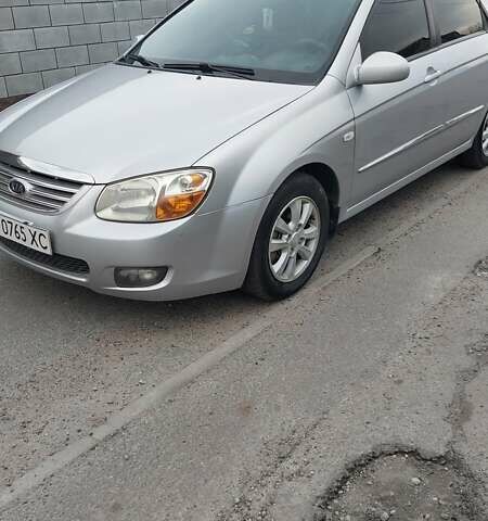 Серый Киа Черато, объемом двигателя 1.6 л и пробегом 206 тыс. км за 4700 $, фото 3 на Automoto.ua