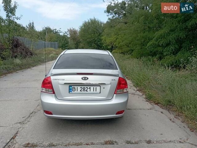 Киа Черато 2007 в Светловдске на Automoto.ua Серый Киа Черато, объемом двигателя 1.6 л и пробегом 164 тыс. км за 5000 $, фото 7 на Automoto.ua