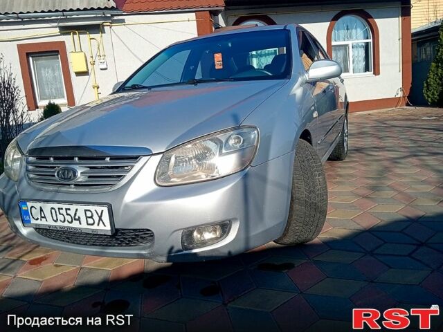 Серый Киа Черато, объемом двигателя 1.6 л и пробегом 210 тыс. км за 4350 $, фото 4 на Automoto.ua