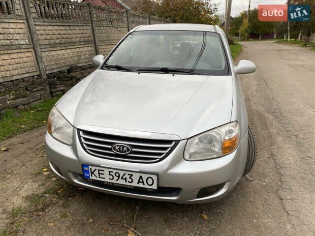 Серый Киа Черато, объемом двигателя 1.6 л и пробегом 294 тыс. км за 4250 $, фото 18 на Automoto.ua