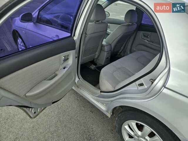 Сірий Кіа Черато, об'ємом двигуна 1.6 л та пробігом 202 тис. км за 4100 $, фото 18 на Automoto.ua