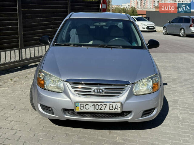 Сірий Кіа Черато, об'ємом двигуна 1.6 л та пробігом 290 тис. км за 2950 $, фото 5 на Automoto.ua