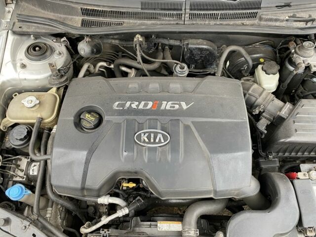 Сірий Кіа Черато, об'ємом двигуна 1.6 л та пробігом 293 тис. км за 4550 $, фото 5 на Automoto.ua