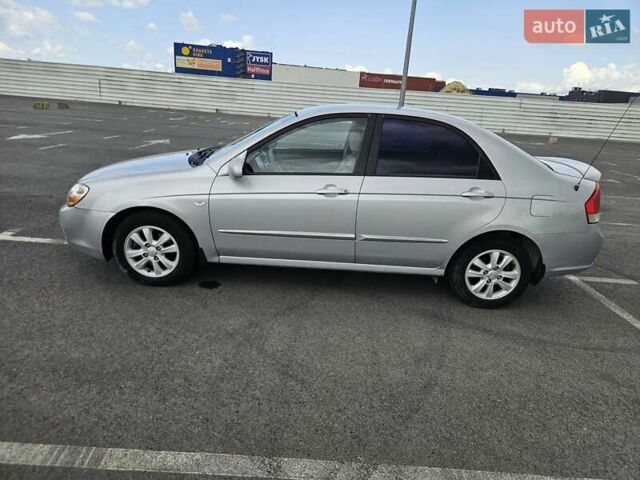 Серый Киа Черато, объемом двигателя 1.6 л и пробегом 197 тыс. км за 4300 $, фото 4 на Automoto.ua