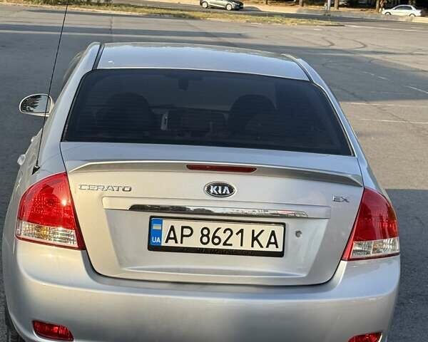 Сірий Кіа Черато, об'ємом двигуна 2 л та пробігом 202 тис. км за 4600 $, фото 8 на Automoto.ua