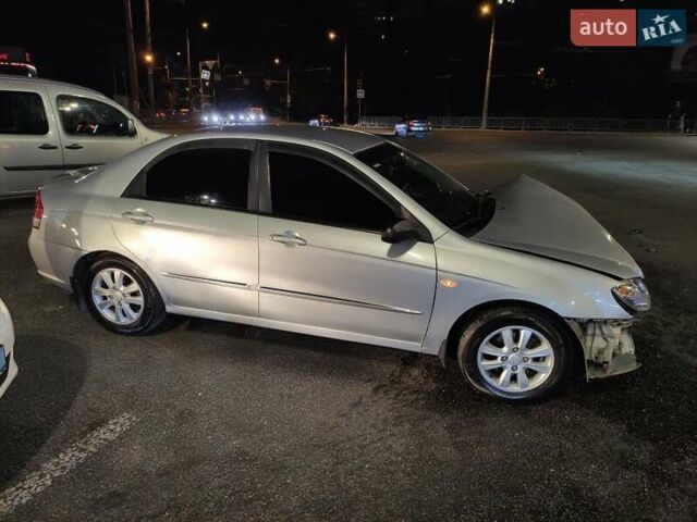 Сірий Кіа Черато, об'ємом двигуна 1.59 л та пробігом 203 тис. км за 1800 $, фото 3 на Automoto.ua