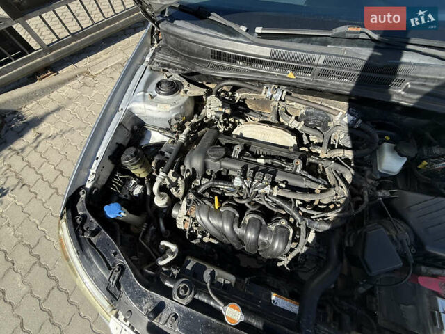 Сірий Кіа Черато, об'ємом двигуна 1.6 л та пробігом 290 тис. км за 2950 $, фото 22 на Automoto.ua