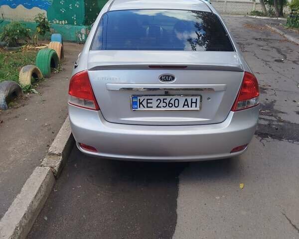 Киа Черато 2007 в Кривом Роге на Automoto.ua Серый Киа Черато, объемом двигателя 1.6 л и пробегом 240 тыс. км за 4300 $, фото 2 на Automoto.ua