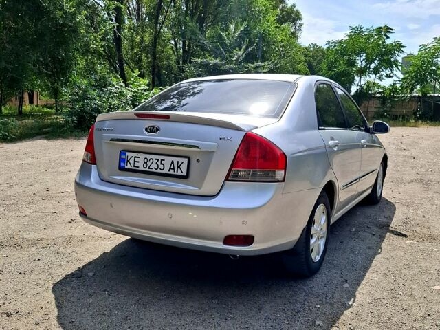 Сірий Кіа Черато, об'ємом двигуна 2 л та пробігом 180 тис. км за 4850 $, фото 2 на Automoto.ua