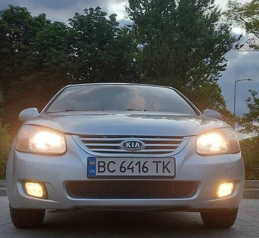 Сірий Кіа Черато, об'ємом двигуна 1.6 л та пробігом 385 тис. км за 3700 $, фото 5 на Automoto.ua