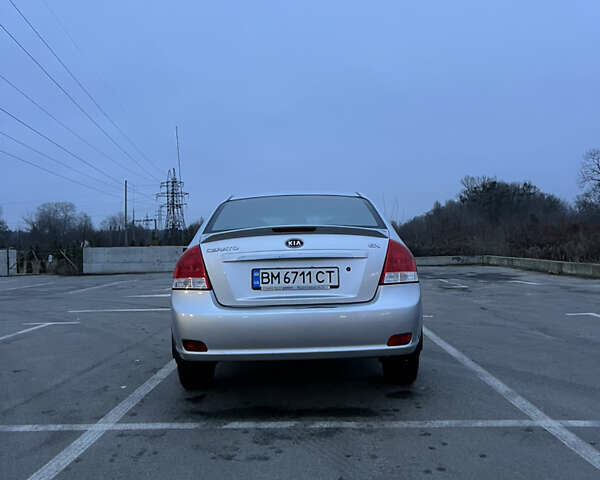 Серый Киа Черато, объемом двигателя 2 л и пробегом 326 тыс. км за 4200 $, фото 2 на Automoto.ua