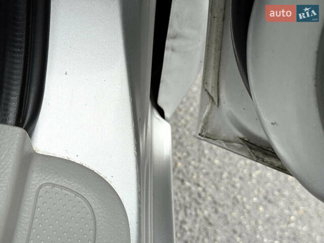 Серый Киа Черато, объемом двигателя 1.6 л и пробегом 180 тыс. км за 4950 $, фото 10 на Automoto.ua