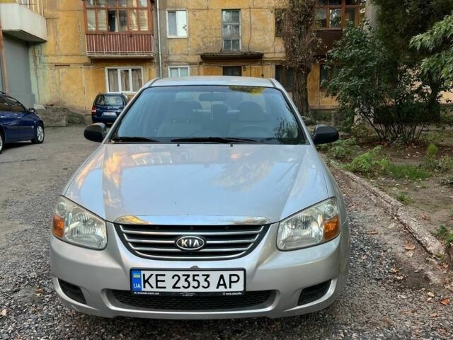 Серый Киа Черато, объемом двигателя 1.6 л и пробегом 1000 тыс. км за 4999 $, фото 2 на Automoto.ua