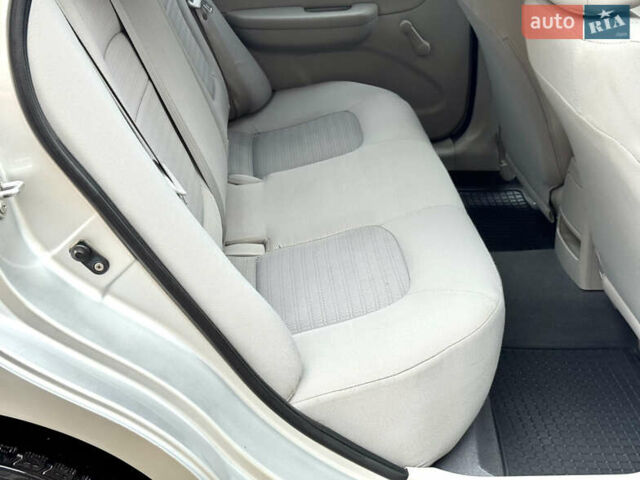 Серый Киа Черато, объемом двигателя 1.6 л и пробегом 180 тыс. км за 4950 $, фото 23 на Automoto.ua