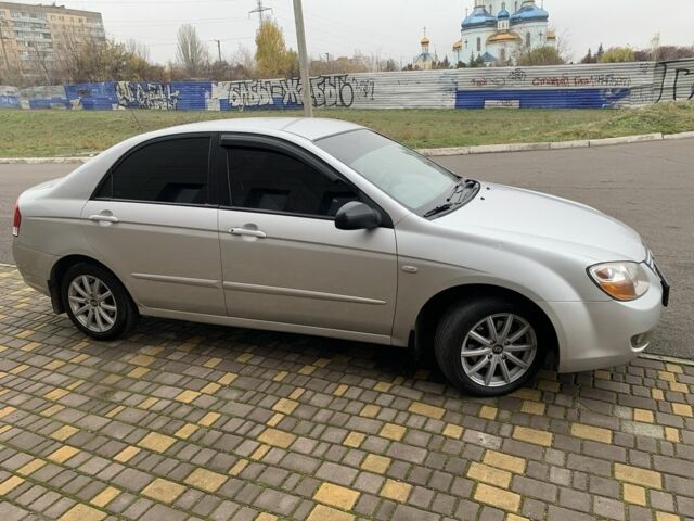 Серый Киа Черато, объемом двигателя 1.6 л и пробегом 180 тыс. км за 4800 $, фото 6 на Automoto.ua