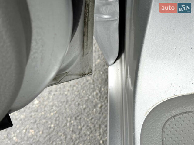 Серый Киа Черато, объемом двигателя 1.6 л и пробегом 180 тыс. км за 4950 $, фото 15 на Automoto.ua