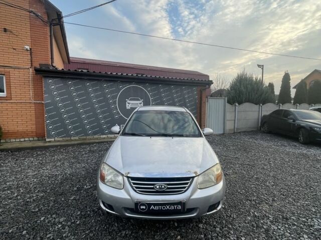 Серый Киа Черато, объемом двигателя 1.6 л и пробегом 220 тыс. км за 2550 $, фото 2 на Automoto.ua