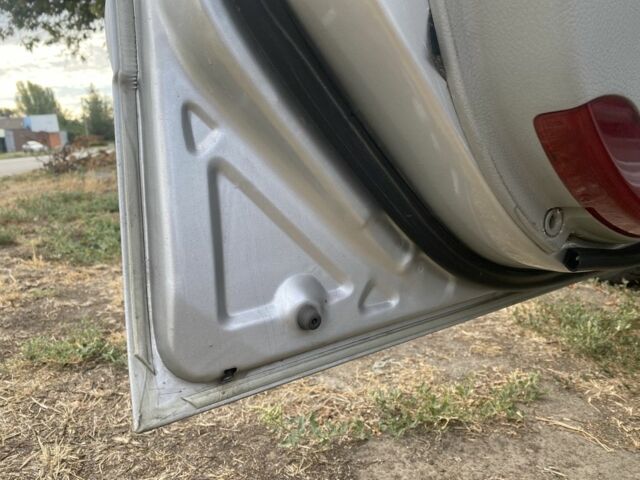 Серый Киа Черато, объемом двигателя 1.6 л и пробегом 198 тыс. км за 4999 $, фото 3 на Automoto.ua