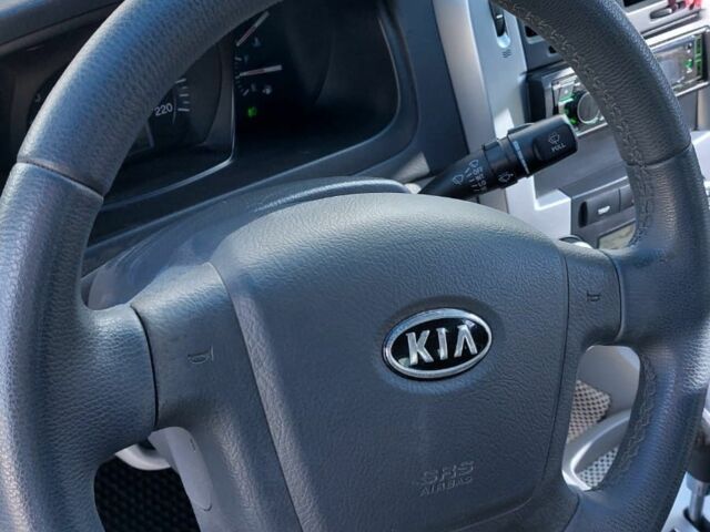 Киа Черато 2008 в Ирпене на Automoto.ua Серый Киа Черато, объемом двигателя 2 л и пробегом 188 тыс. км за 5000 $, фото 18 на Automoto.ua