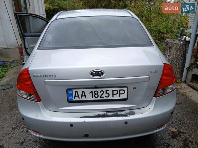 Киа Черато 2008 в Киеве на Automoto.ua Серый Киа Черато, объемом двигателя 1.59 л и пробегом 401 тыс. км за 4400 $, фото 3 на Automoto.ua