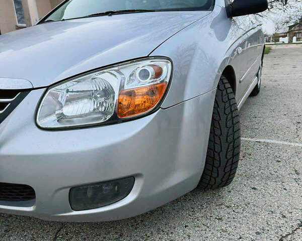 Сірий Кіа Черато, об'ємом двигуна 1.6 л та пробігом 201 тис. км за 5200 $, фото 2 на Automoto.ua