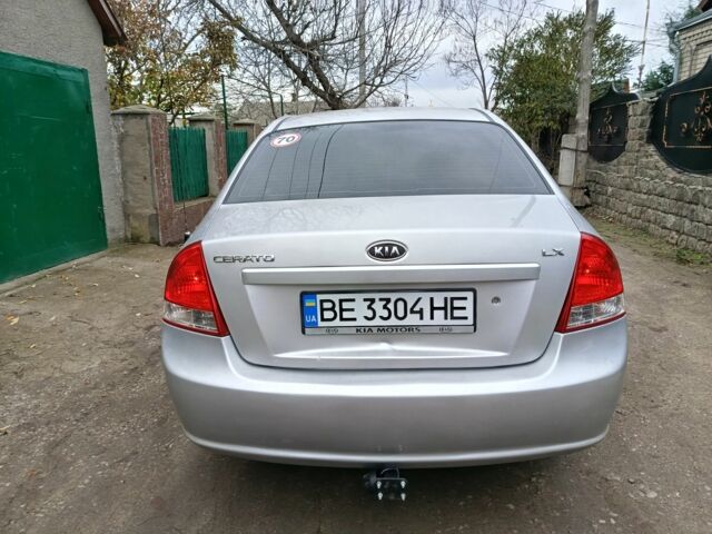 Сірий Кіа Черато, об'ємом двигуна 1.6 л та пробігом 270 тис. км за 3600 $, фото 2 на Automoto.ua