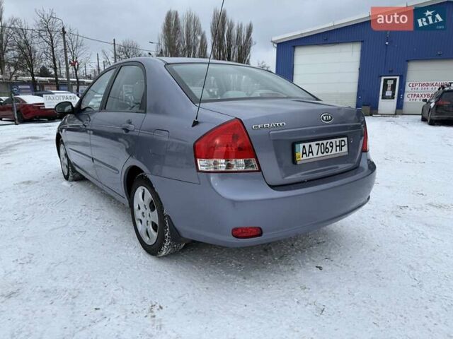 Сірий Кіа Черато, об'ємом двигуна 1.6 л та пробігом 119 тис. км за 4999 $, фото 7 на Automoto.ua