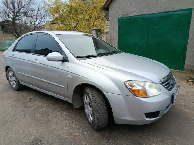 Сірий Кіа Черато, об'ємом двигуна 1.6 л та пробігом 270 тис. км за 3600 $, фото 1 на Automoto.ua