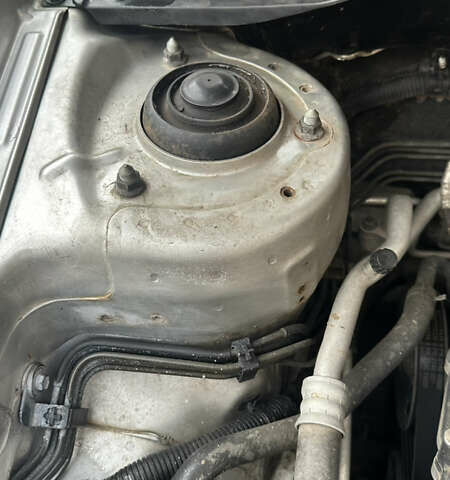 Серый Киа Черато, объемом двигателя 1.59 л и пробегом 196 тыс. км за 4950 $, фото 22 на Automoto.ua