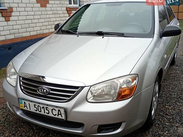 Серый Киа Черато, объемом двигателя 1.59 л и пробегом 170 тыс. км за 5200 $, фото 2 на Automoto.ua