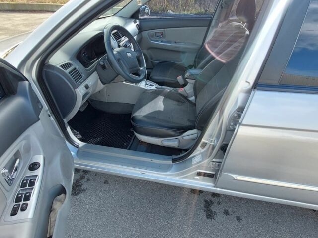 Киа Черато 2008 в Ирпене на Automoto.ua Серый Киа Черато, объемом двигателя 2 л и пробегом 188 тыс. км за 5000 $, фото 15 на Automoto.ua