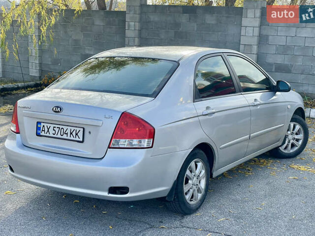 Серый Киа Черато, объемом двигателя 1.6 л и пробегом 214 тыс. км за 4500 $, фото 6 на Automoto.ua