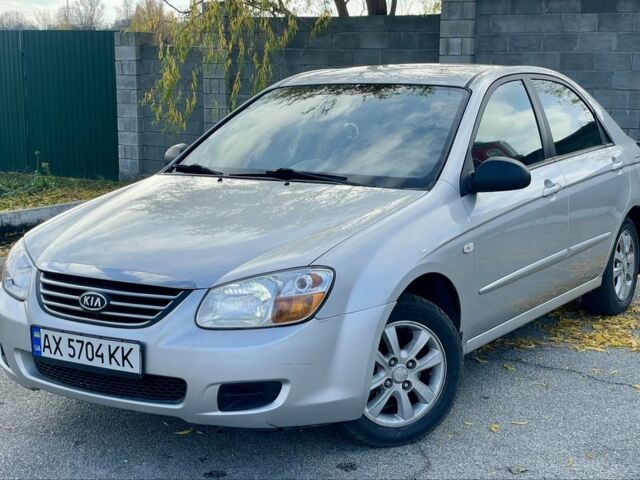 Серый Киа Черато, объемом двигателя 1.6 л и пробегом 215 тыс. км за 4500 $, фото 4 на Automoto.ua