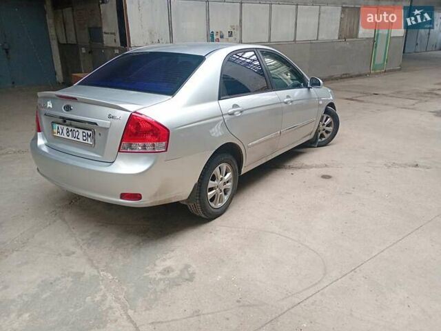 Серый Киа Черато, объемом двигателя 1.59 л и пробегом 229 тыс. км за 5400 $, фото 1 на Automoto.ua