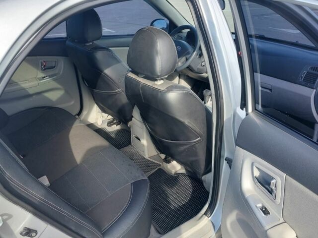 Киа Черато 2008 в Ирпене на Automoto.ua Серый Киа Черато, объемом двигателя 2 л и пробегом 188 тыс. км за 5000 $, фото 7 на Automoto.ua