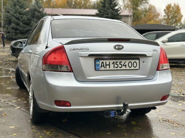 Киа Черато 2008 в Днепре (Днепропетровске) на Automoto.ua Серый Киа Черато, объемом двигателя 1.6 л и пробегом 495 тыс. км за 3999 $, фото 2 на Automoto.ua