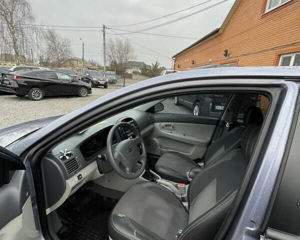 Серый Киа Черато, объемом двигателя 1.59 л и пробегом 144 тыс. км за 4700 $, фото 9 на Automoto.ua