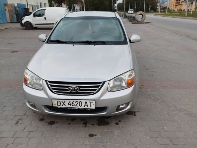 Сірий Кіа Черато, об'ємом двигуна 1.6 л та пробігом 280 тис. км за 4800 $, фото 1 на Automoto.ua
