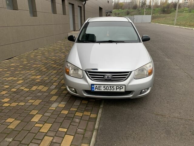 Серый Киа Черато, объемом двигателя 1.6 л и пробегом 180 тыс. км за 4800 $, фото 2 на Automoto.ua