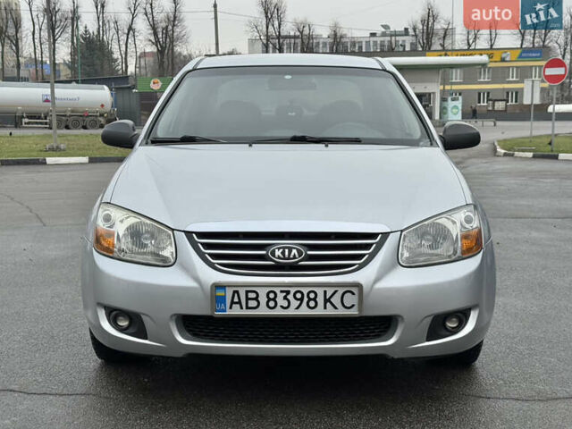 Серый Киа Черато, объемом двигателя 1.6 л и пробегом 180 тыс. км за 4950 $, фото 1 на Automoto.ua