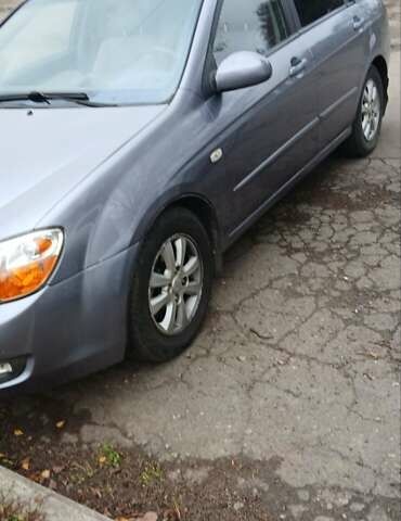 Серый Киа Черато, объемом двигателя 1.6 л и пробегом 158 тыс. км за 4500 $, фото 1 на Automoto.ua