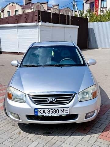 Серый Киа Черато, объемом двигателя 1.6 л и пробегом 250 тыс. км за 5000 $, фото 15 на Automoto.ua