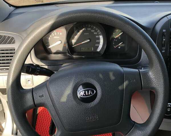 Серый Киа Черато, объемом двигателя 1.6 л и пробегом 213 тыс. км за 4400 $, фото 29 на Automoto.ua