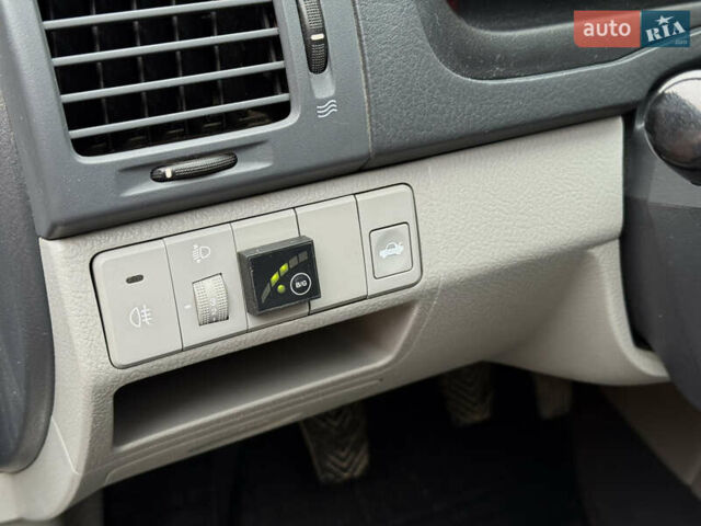 Серый Киа Черато, объемом двигателя 1.6 л и пробегом 180 тыс. км за 4950 $, фото 29 на Automoto.ua