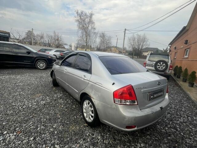 Серый Киа Черато, объемом двигателя 1.6 л и пробегом 220 тыс. км за 2550 $, фото 5 на Automoto.ua