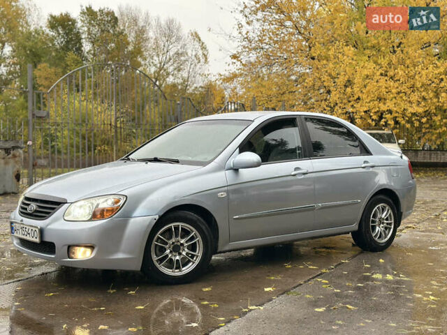 Серый Киа Черато, объемом двигателя 1.58 л и пробегом 495 тыс. км за 3900 $, фото 2 на Automoto.ua