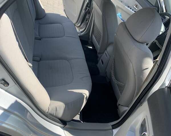 Серый Киа Черато, объемом двигателя 1.6 л и пробегом 210 тыс. км за 3800 $, фото 5 на Automoto.ua