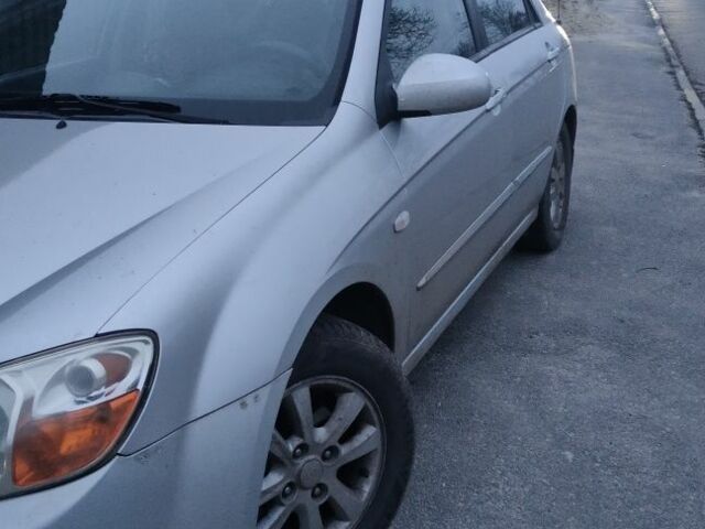 Сірий Кіа Черато, об'ємом двигуна 0 л та пробігом 155 тис. км за 4700 $, фото 1 на Automoto.ua