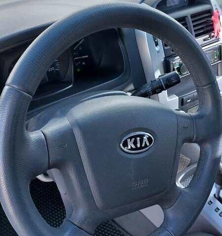 Киа Черато 2008 в Ирпене на Automoto.ua Серый Киа Черато, объемом двигателя 2 л и пробегом 188 тыс. км за 5000 $, фото 13 на Automoto.ua